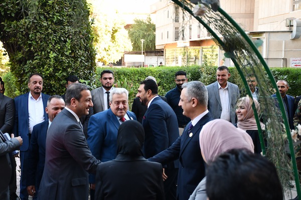 استقبال العميد لرئيس ديوان رقاية (9)